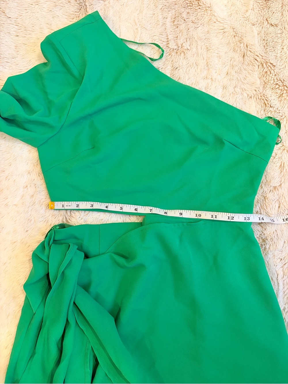 💚 RNWY Runaway The Label Estella Green Cutout One Shoulder Mini Dress Revolve - Picture 10 of 16